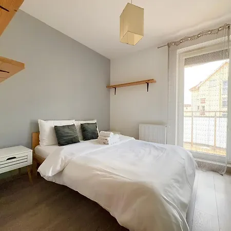 Muchobor Wielki Spacious By Bookinghost Apartment Wroclaw