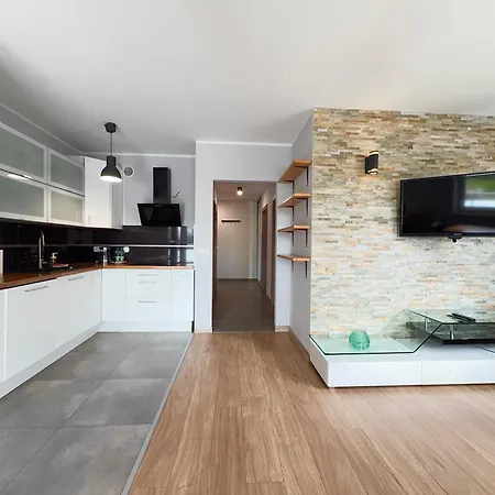 Muchobor Wielki Spacious By Bookinghost Apartment *