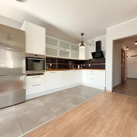 Muchobor Wielki Spacious By Bookinghost Apartment *