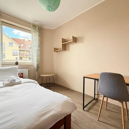 Muchobór Wielki Spacious By Bookinghost Apartamento *